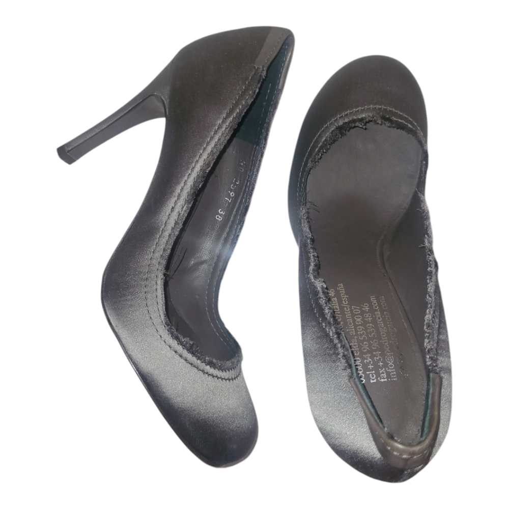 Pedro Garcia grey frayed satin shoes high heels size 8 / 38 NEW